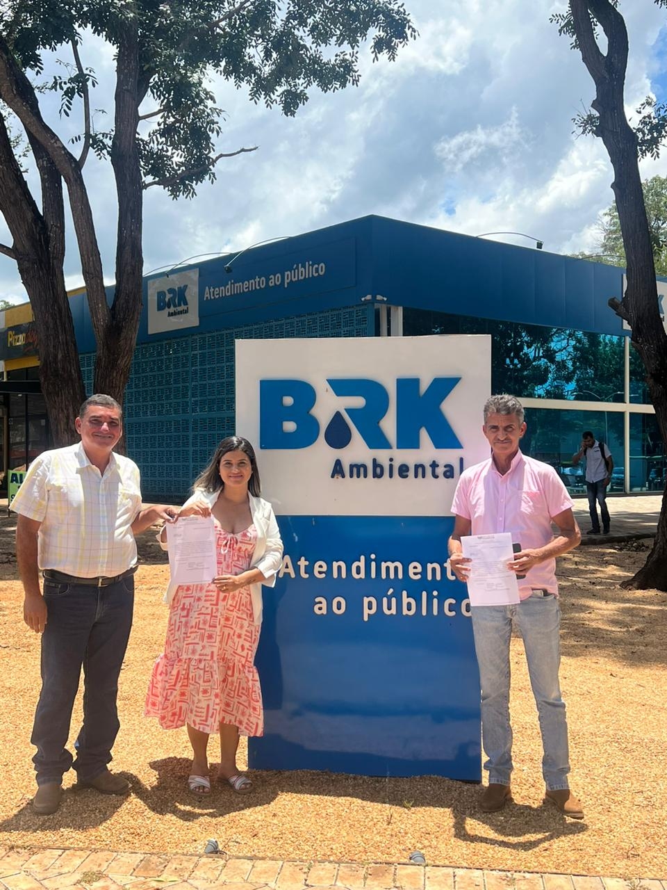 VEREADORES DE FILADÉLFIA COBRAM MELHORIAS NO ABASTECIMENTO DE ÁGUA FORNECIDO PELA BRK